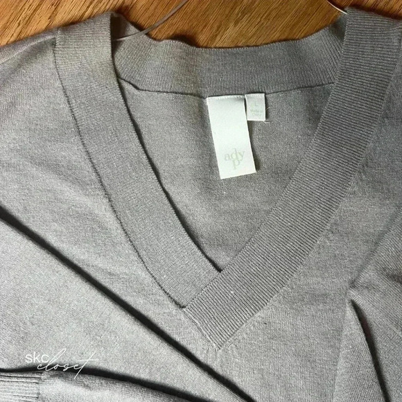 ADY P Women's Taupe Long-Sleeve, V-Neck, Fanny Sweater, L - Picture 12 of 14